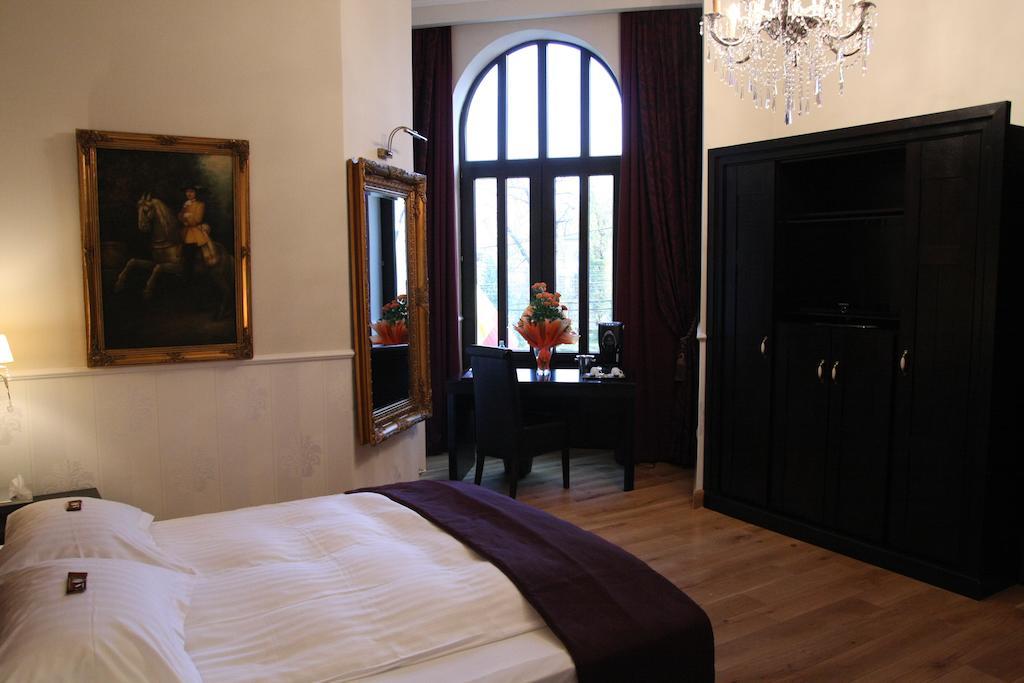 Moxa Bucharest Boutique Hotel Ngoại thất bức ảnh